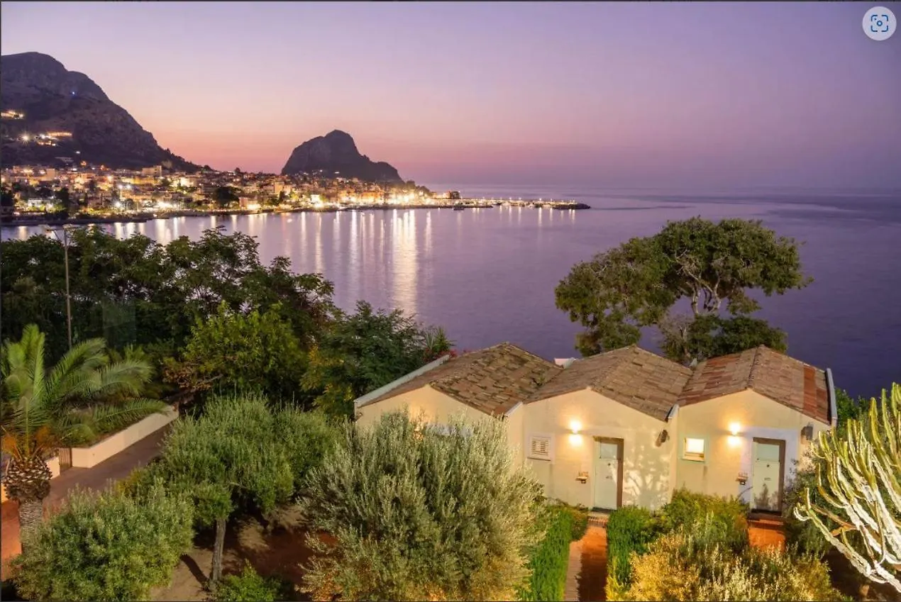 Domina Zagarella Sicily Aparthotel Santa Flavia 0*,  Italia